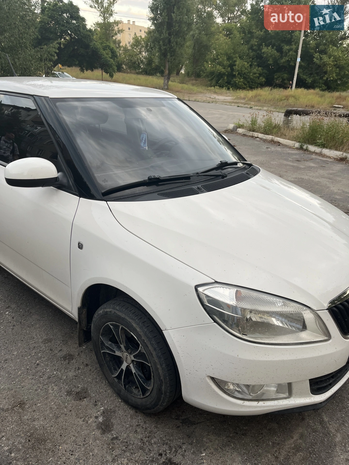 2012 Skoda Fabia - мініатюра 2