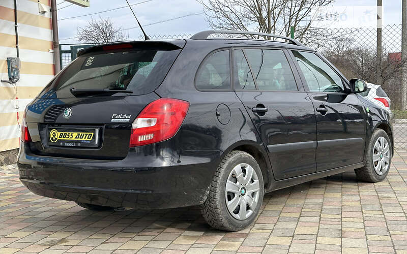Универсал Skoda Fabia 2010 в Стрые