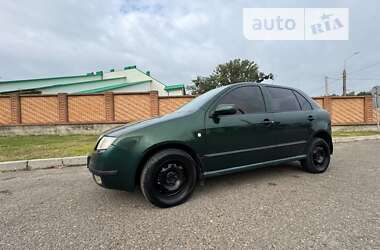 Хэтчбек Skoda Fabia 2003 в Черновцах