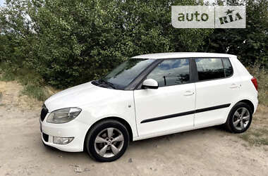 Хетчбек Skoda Fabia 2011 в Черкасах