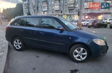 Універсал Skoda Fabia 2008 в Дніпрі