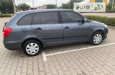 Универсал Skoda Fabia 2010 в Житомире