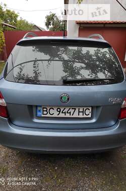 Универсал Skoda Fabia 2010 в Ужгороде