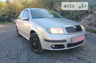 Хетчбек Skoda Fabia 2007 в Луцьку