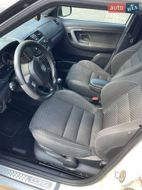 Універсал Skoda Fabia 2011 в Косові