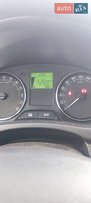 Универсал Skoda Fabia 2011 в Днепре