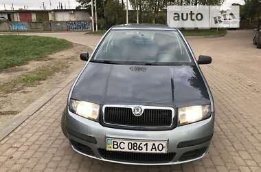 Хетчбек Skoda Fabia 2005 в Новояворівську