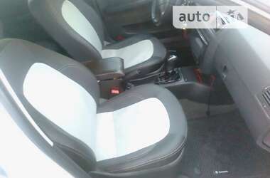 Хэтчбек Skoda Fabia 2005 в 