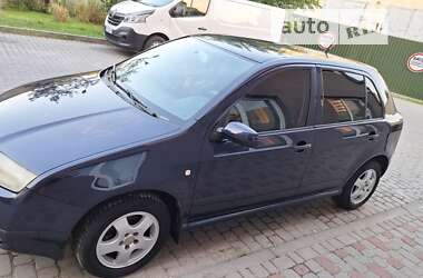 Хэтчбек Skoda Fabia 2002 в Львове