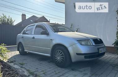 Седан Skoda Fabia 2002 в Києві