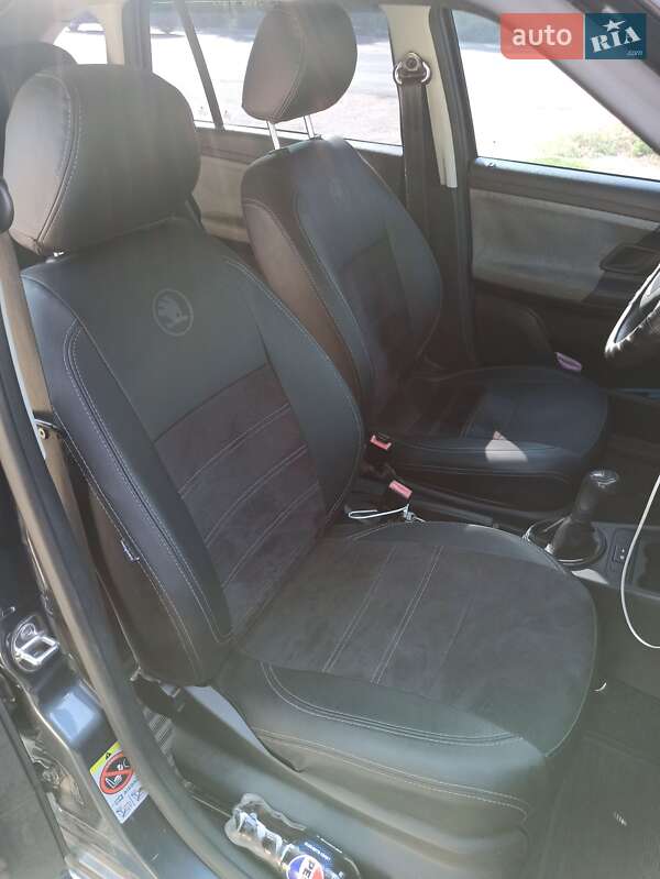 Универсал Skoda Fabia 2009 в Чернигове