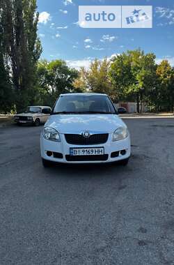 Хэтчбек Skoda Fabia 2008 в Полтаве