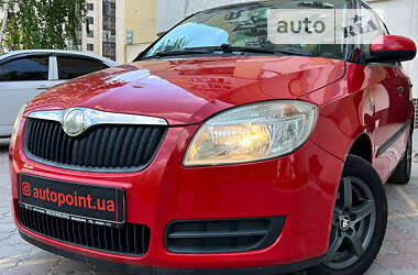 Хэтчбек Skoda Fabia 2007 в Белогородке