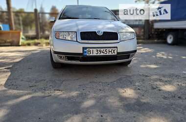 Хэтчбек Skoda Fabia 2002 в Полтаве