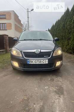 Універсал Skoda Fabia 2011 в Рівному