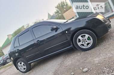 Хэтчбек Skoda Fabia 2006 в Черновцах