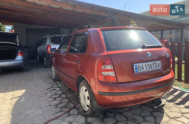 Хэтчбек Skoda Fabia 2001 в 