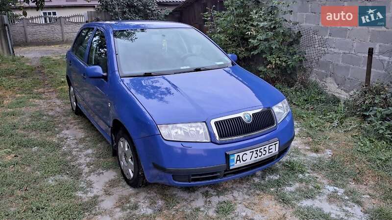 Хэтчбек Skoda Fabia 2003 в Луцке