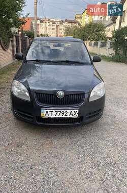 Хэтчбек Skoda Fabia 2007 в 