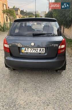 Хэтчбек Skoda Fabia 2007 в 