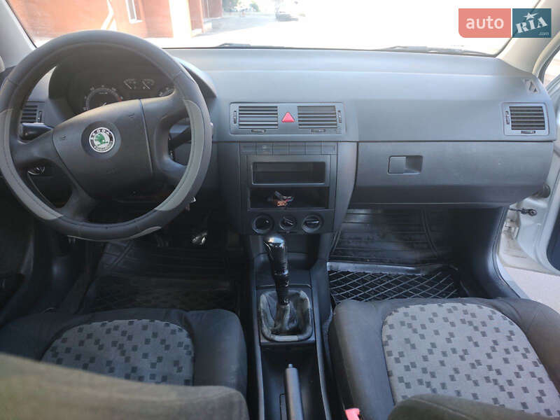 Хетчбек Skoda Fabia 2006 в Хмельницькому