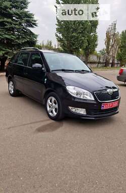 Універсал Skoda Fabia 2011 в Миколаєві