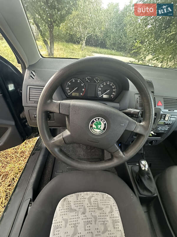 Хетчбек Skoda Fabia 2004 в Києві