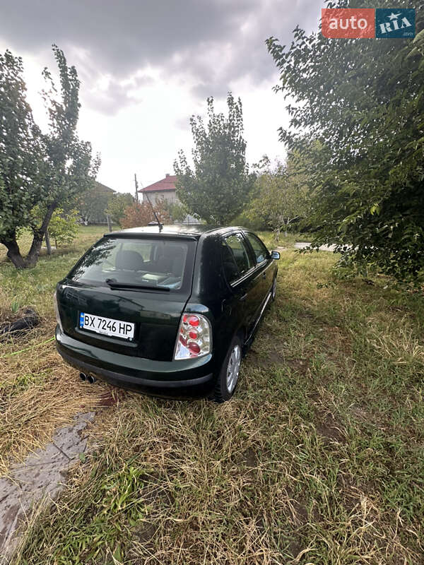 Хетчбек Skoda Fabia 2004 в Києві