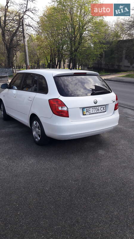 Універсал Skoda Fabia 2008 в Дніпрі