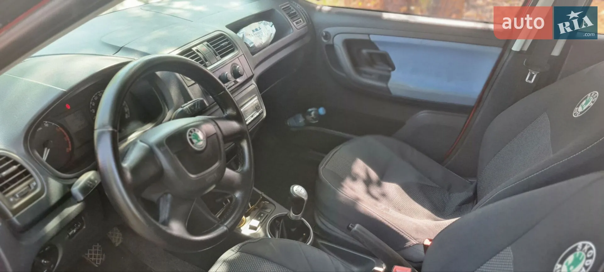 2010 Skoda Fabia - мініатюра 9