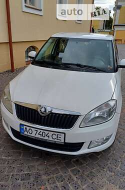 Універсал Skoda Fabia 2014 в Ужгороді