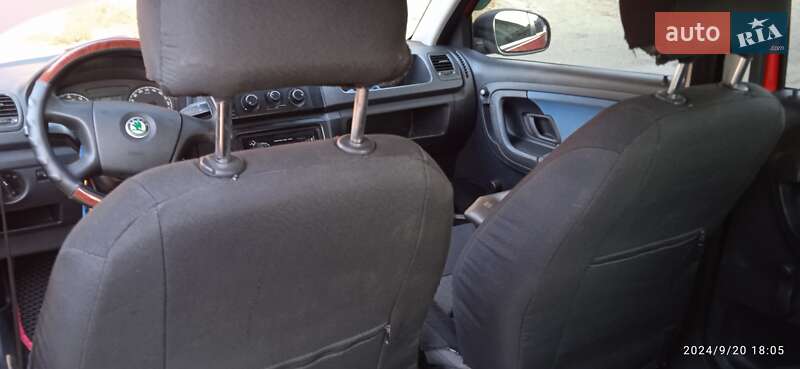 Хэтчбек Skoda Fabia 2007 в Киеве