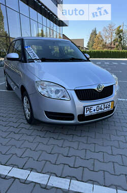 Хэтчбек Skoda Fabia 2008 в Виннице