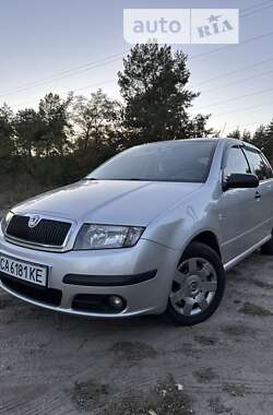 Хэтчбек Skoda Fabia 2005 в Черкассах