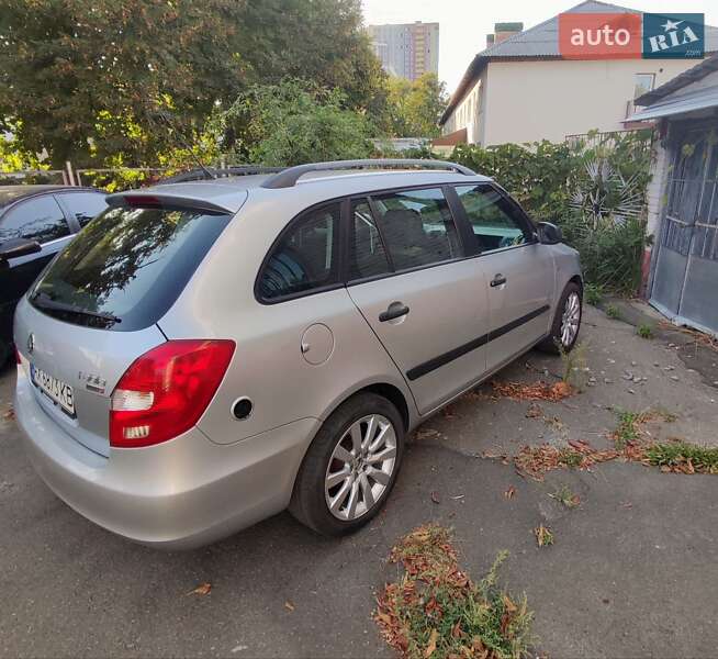 Універсал Skoda Fabia 2008 в Києві
