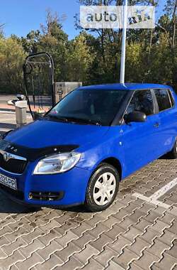 Хэтчбек Skoda Fabia 2009 в Тараще