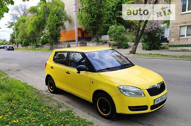 Хетчбек Skoda Fabia 2008 в Монастирищеві