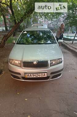 Седан Skoda Fabia 2006 в Запорожье