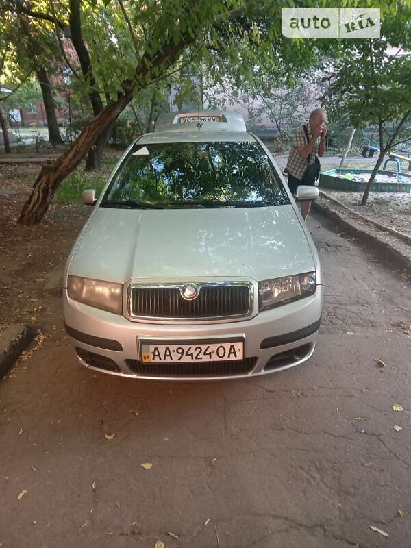 Седан Skoda Fabia 2006 в Запоріжжі