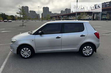 Хетчбек Skoda Fabia 2011 в Києві