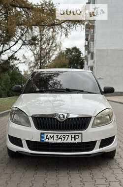 Хетчбек Skoda Fabia 2014 в Звягелі