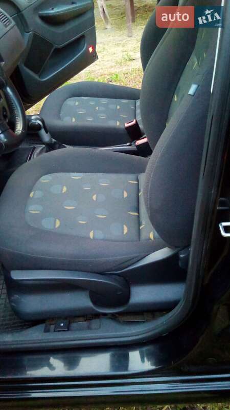 Универсал Skoda Fabia 2005 в Баре