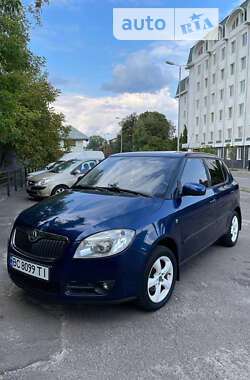 Хэтчбек Skoda Fabia 2007 в Львове