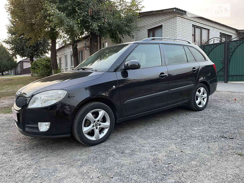 Універсал Skoda Fabia 2009 в Хоролі