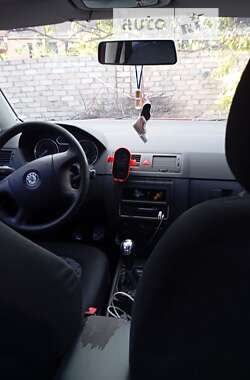 Хетчбек Skoda Fabia 2005 в Кривому Розі