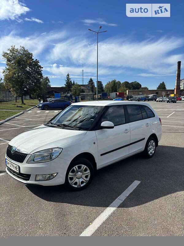 Універсал Skoda Fabia 2012 в Житомирі