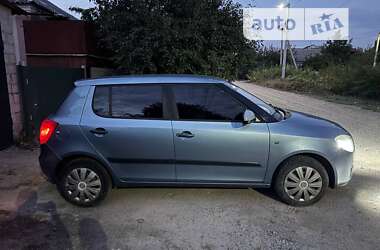 Хэтчбек Skoda Fabia 2009 в Кропивницком