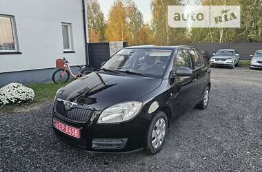 Хэтчбек Skoda Fabia 2008 в Любешове