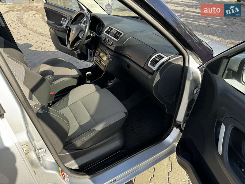 Універсал Skoda Fabia 2008 в Луцьку