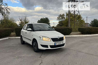 Хетчбек Skoda Fabia 2010 в Кам'янському